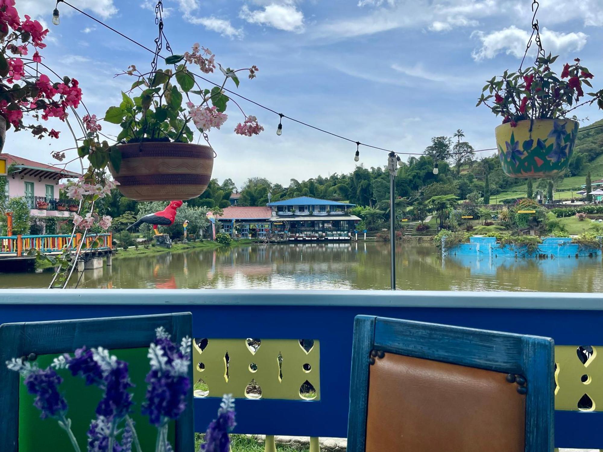 Hotel Lago Valdivia Jardin Exterior foto